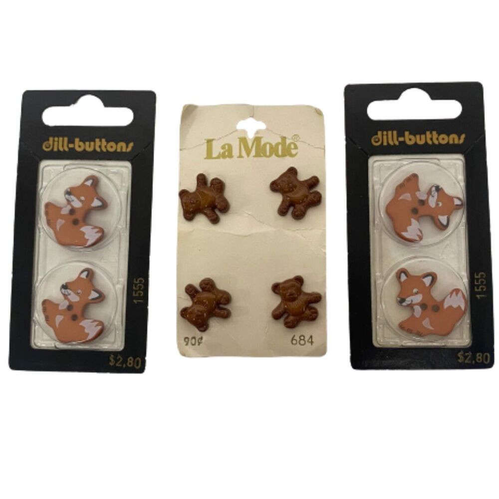Fox & Bear Mixed Dill Buttons & La Mode Art & Crafts Lot of 3  Dress Clothing